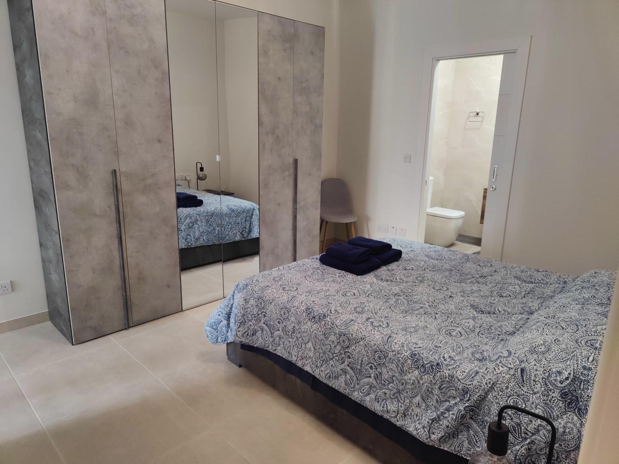 The Palm Court Apartment St. Paul's Bay Bagian luar foto