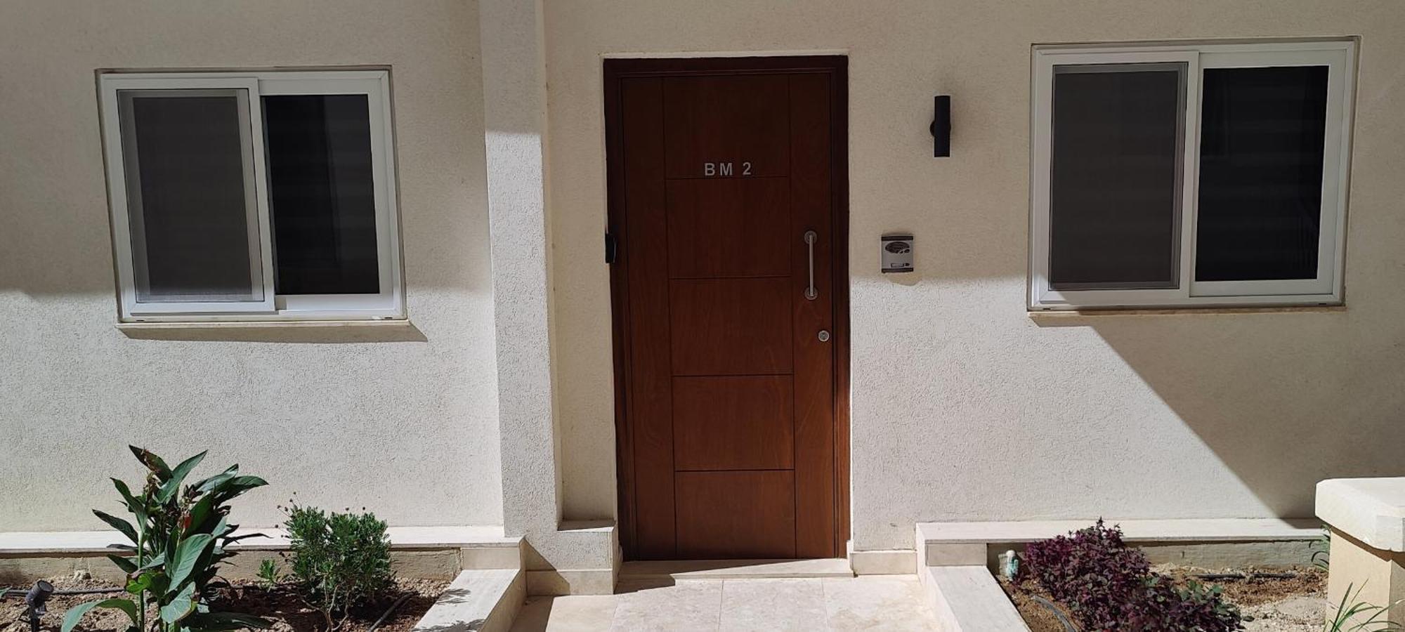 The Palm Court Apartment St. Paul's Bay Bagian luar foto