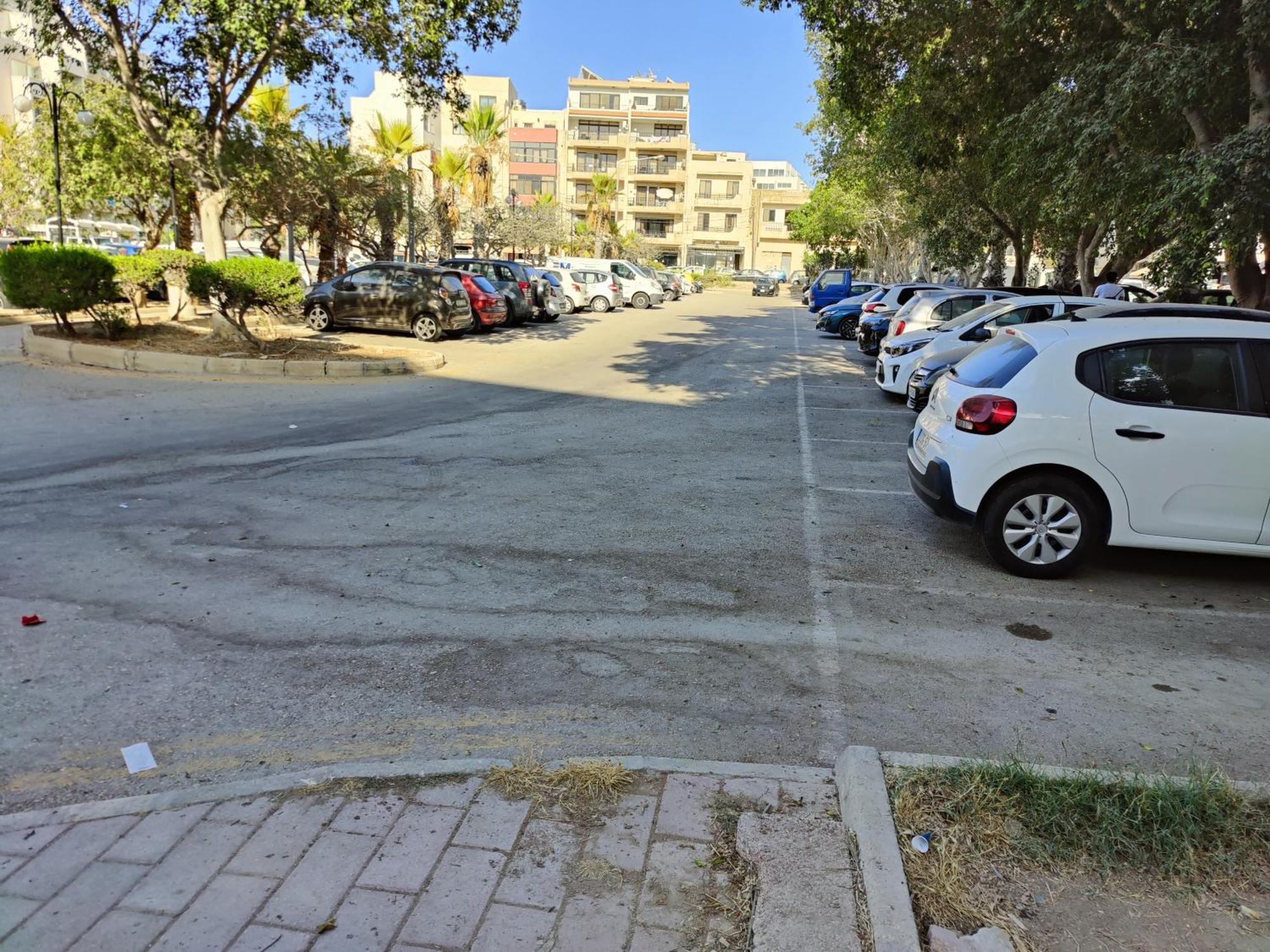 The Palm Court Apartment St. Paul's Bay Bagian luar foto
